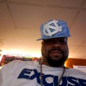 Meet your Posher, Larry